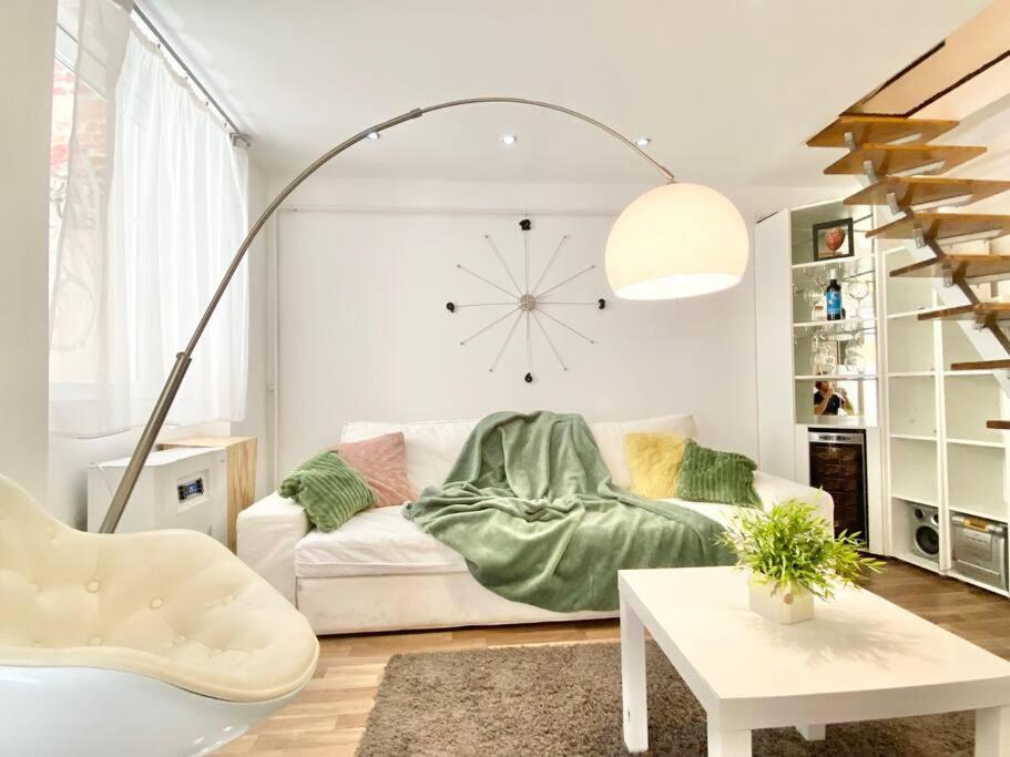 Stay Cool! Apartment With Sauna And Private Garden Budapesta Exterior foto